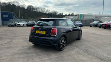 MINI Hatchback 1.5 Cooper Exclusive Premium 3dr Auto Petrol Hatchback